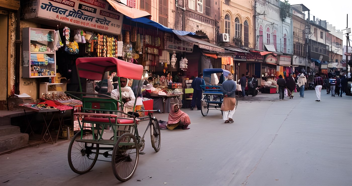 Street scene in Old Delhi