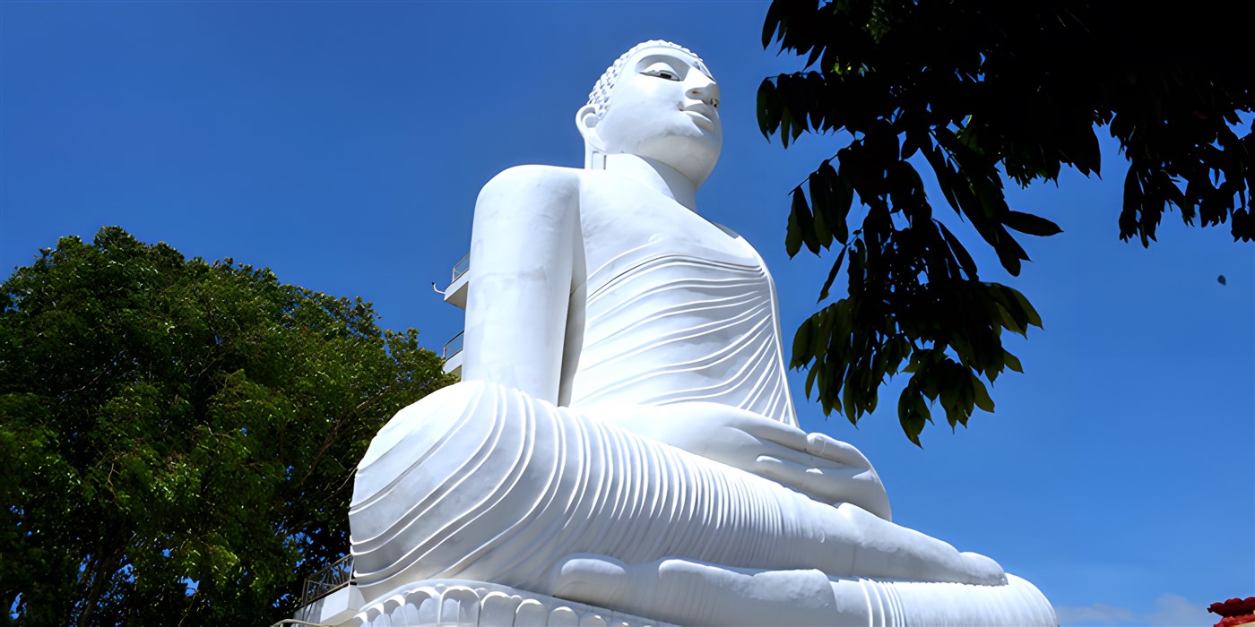 Buddhist Statue in Sri Lanka