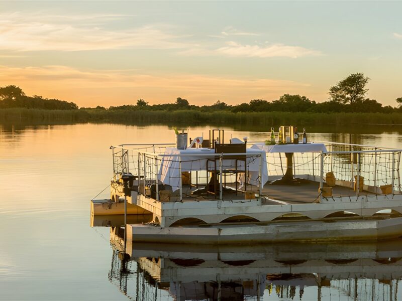 Barge dining