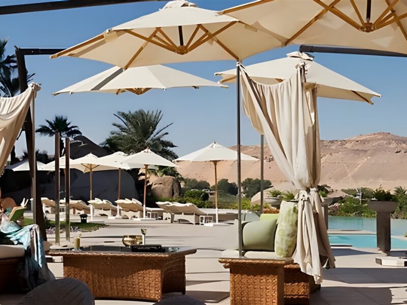 Palms poolside juice bar