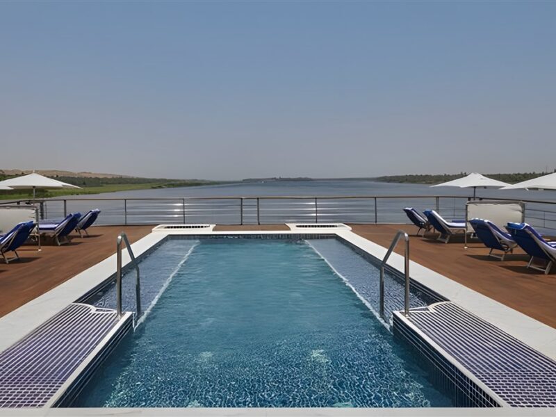 Pool deck