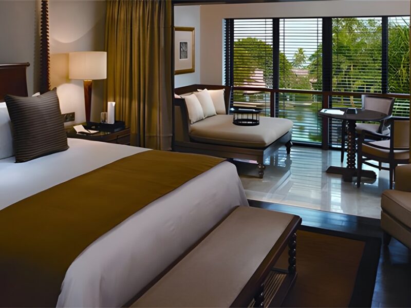 Conservatory Premier Room