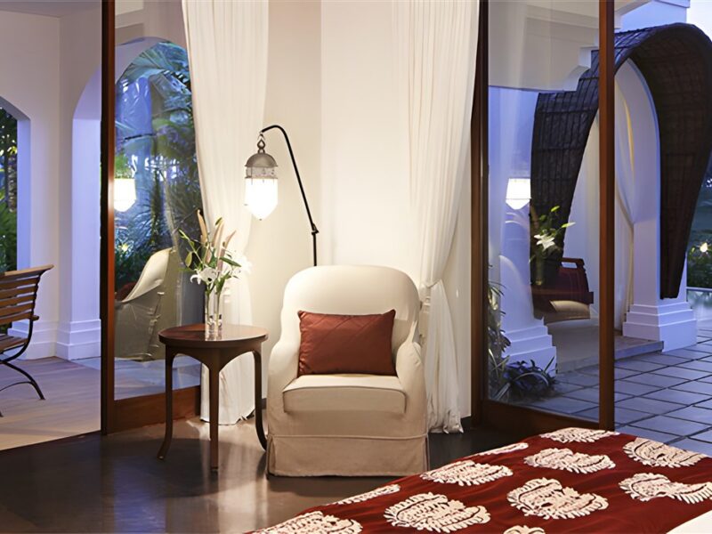 Deluxe Delight Room