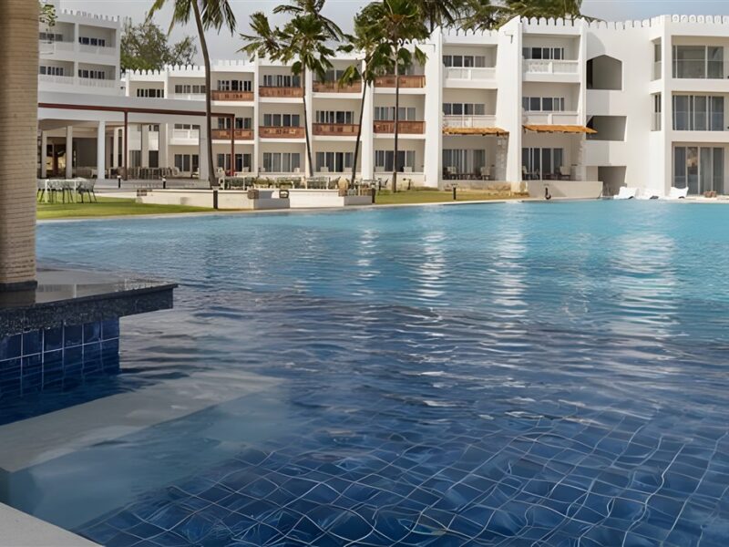 Pool bar