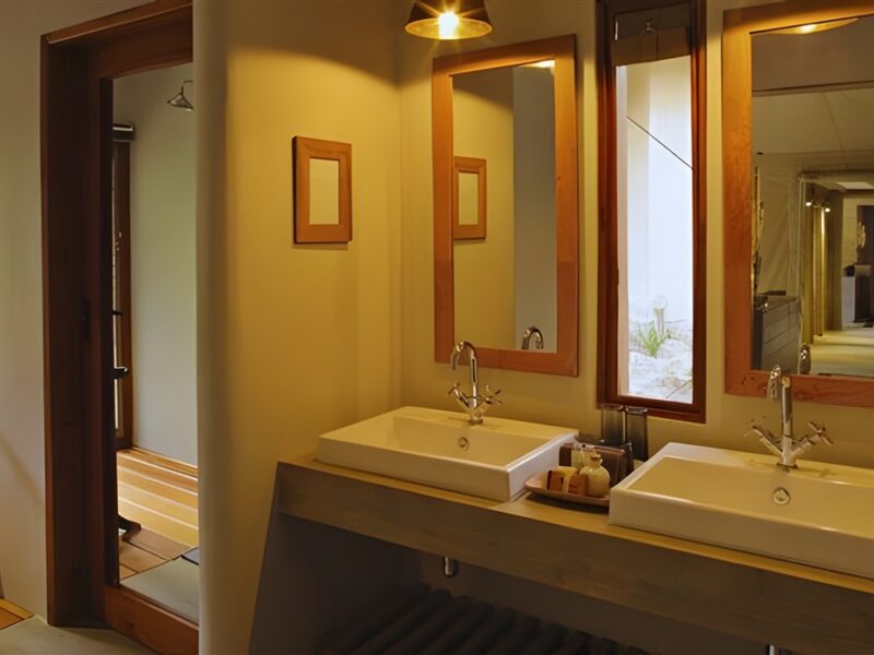 Superior tent bathroom