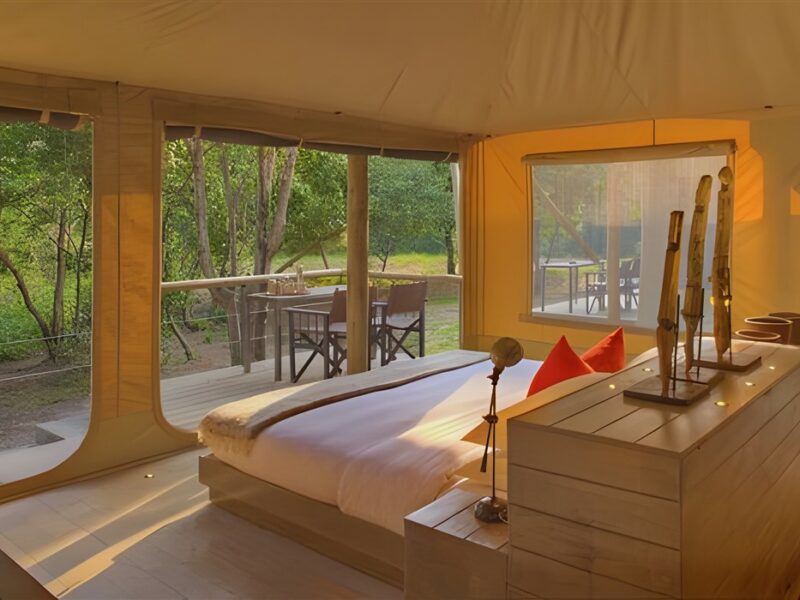 Superior family tent