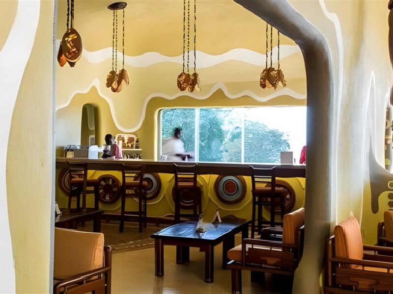 Lounge Bar