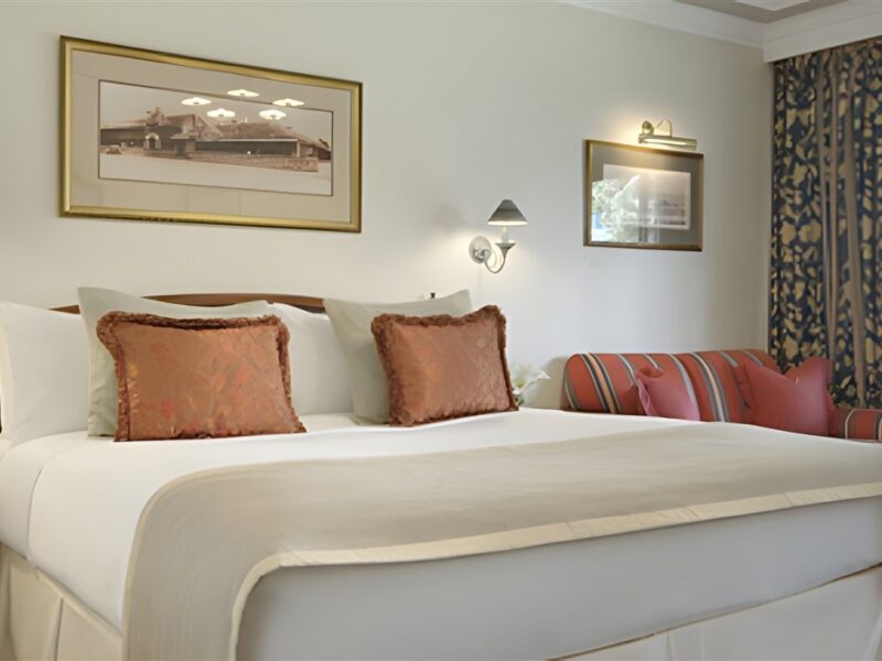 Acacia Deluxe Room