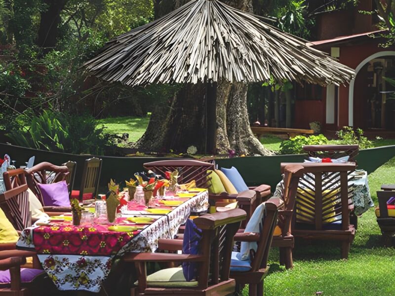 Alfresco dining