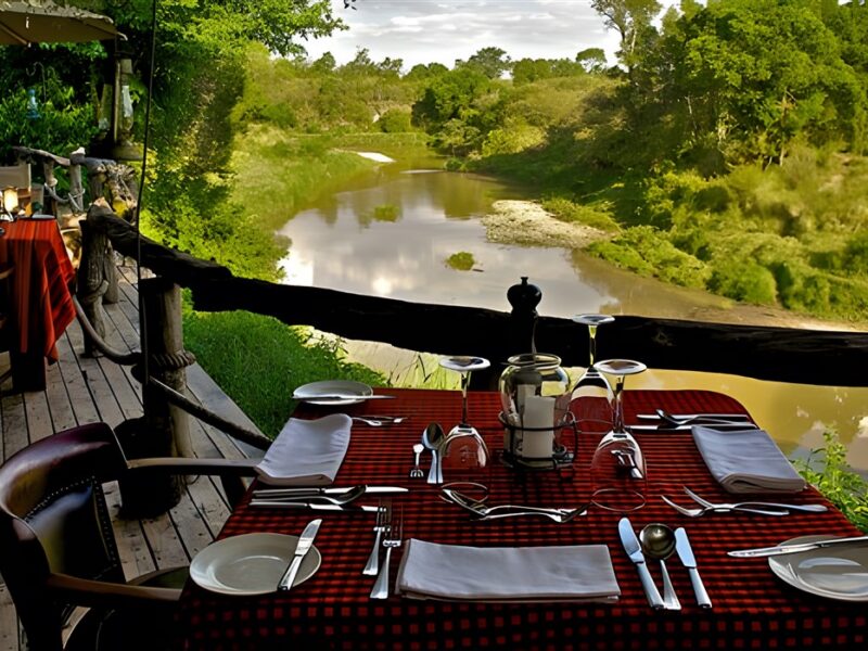 Riverside dining