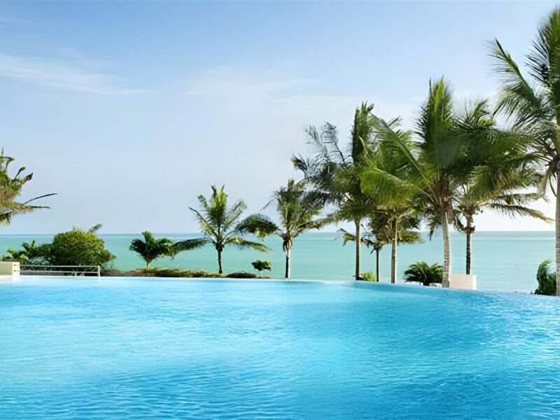 Infinity pool