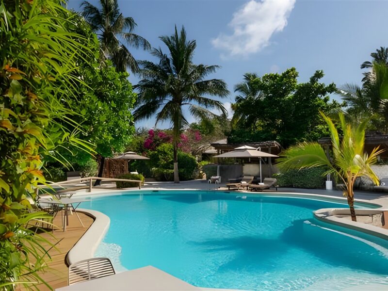 Main pool area