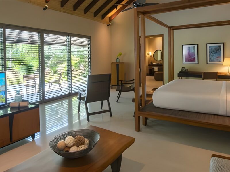 Deluxe Beach Pool Villa