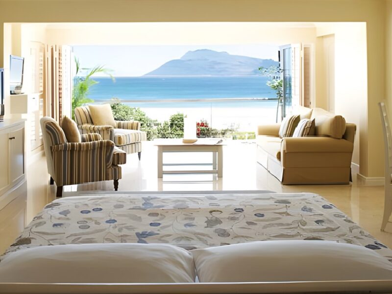 Suit with a sea view