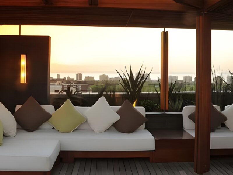 Lounging area