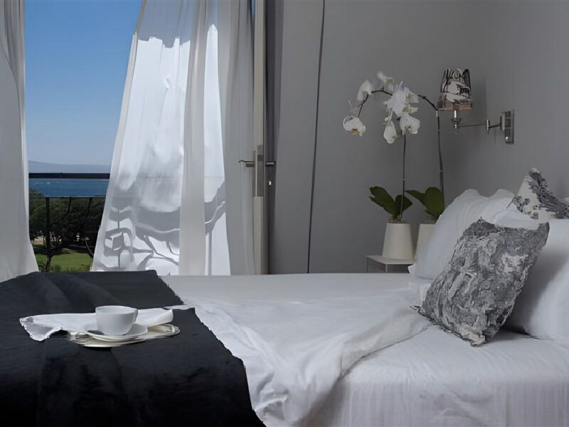 Guest room