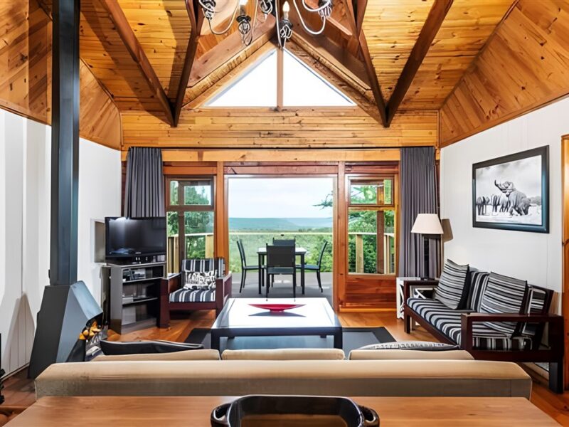 Guest sitting room