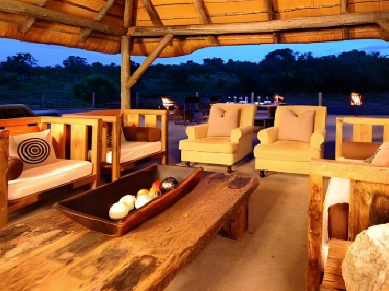 Lounge area