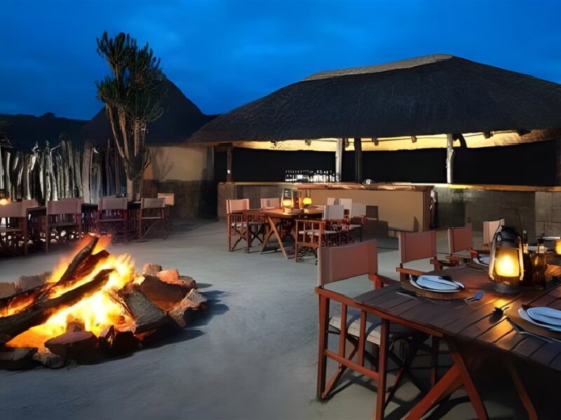 Alfresco dining