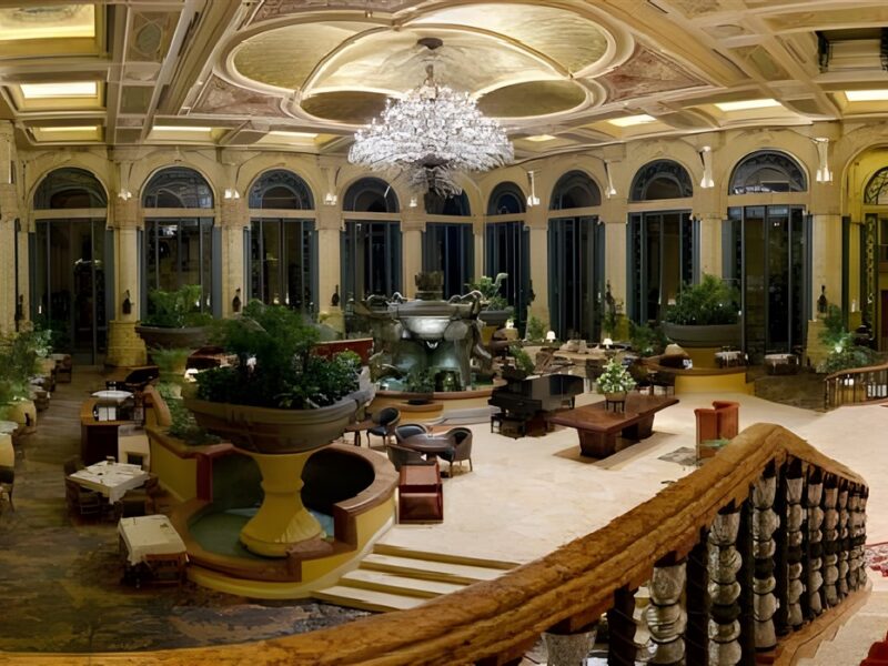 Crystal Court Restaurant
