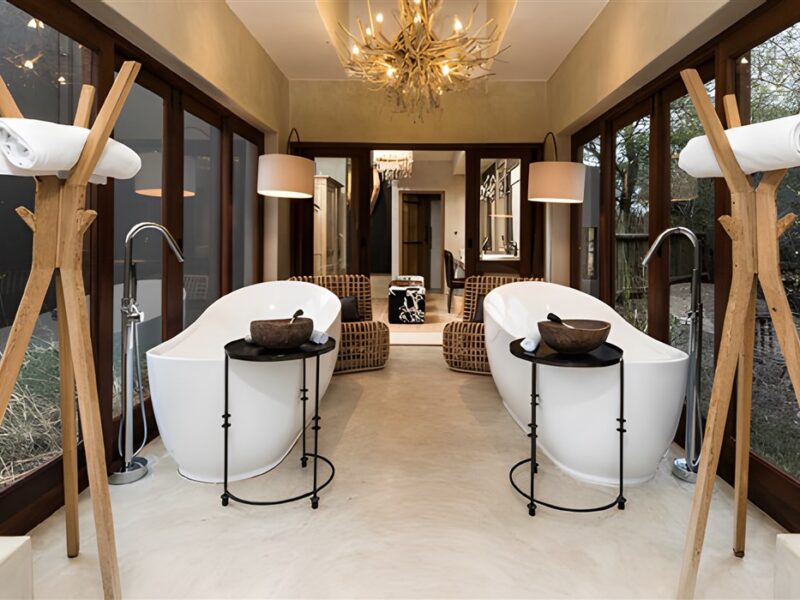Luxury villa bathroom