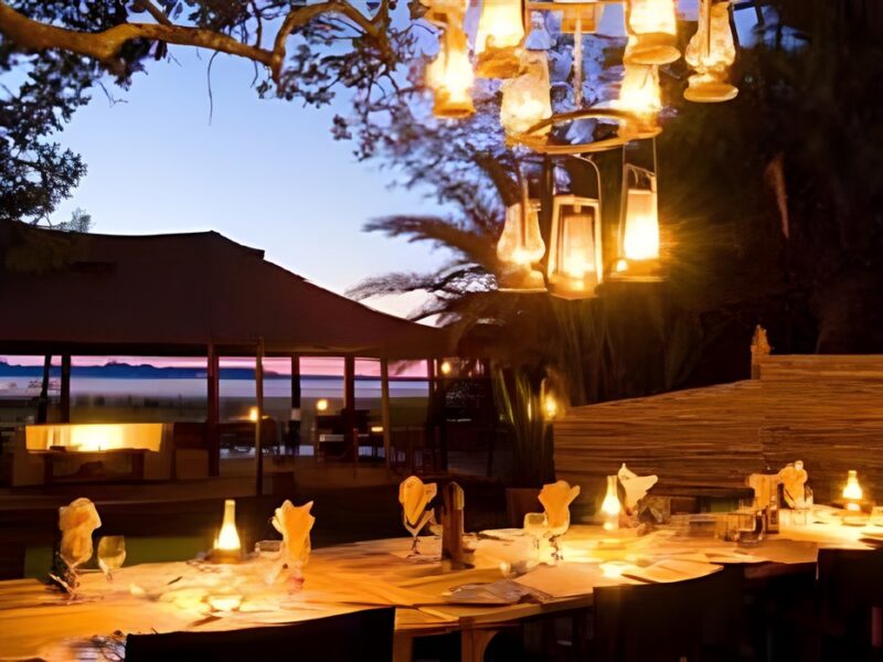 Alfresco dining