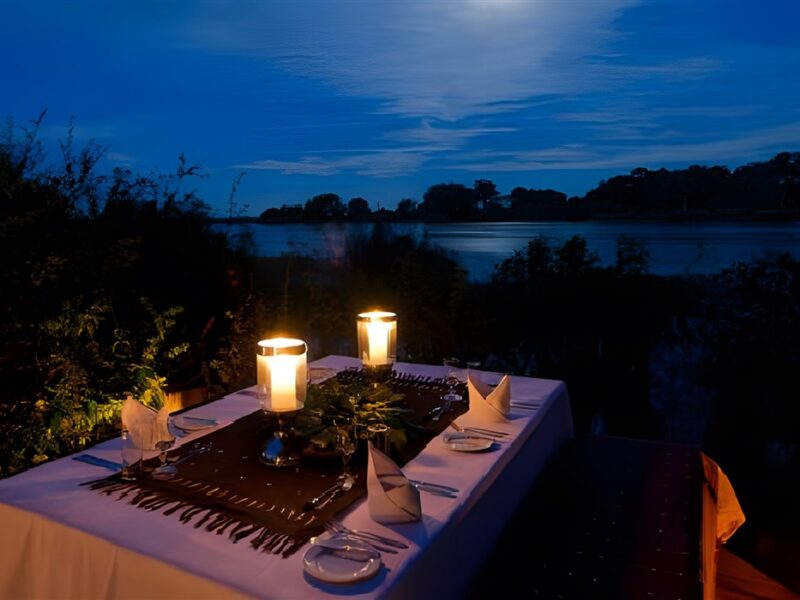 Alfresco dining