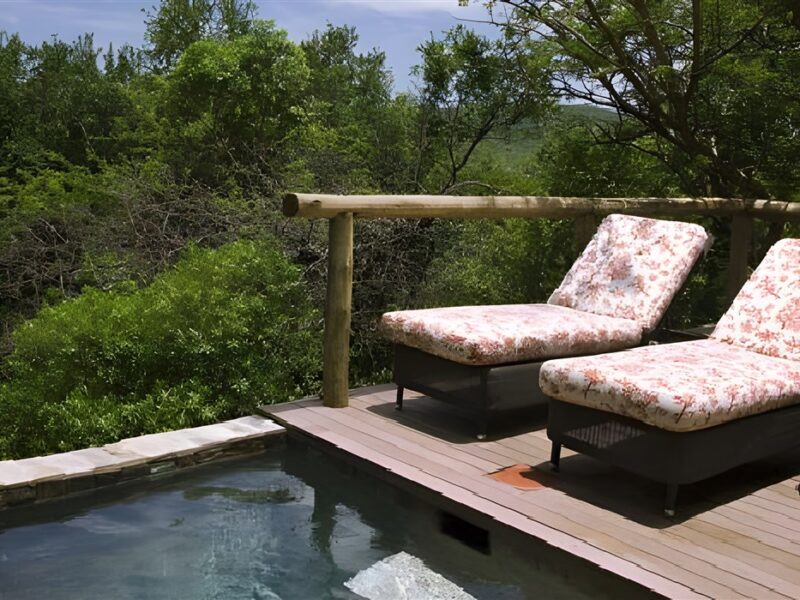 Private plunge pool