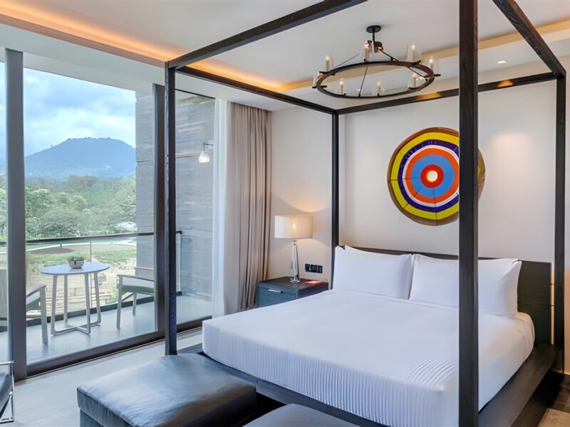 Grand Suite Red Level