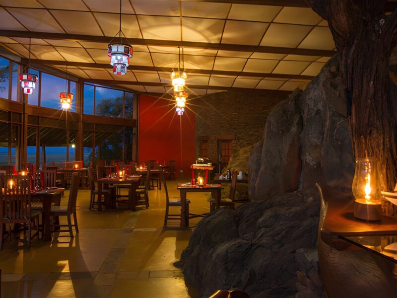 Bar dining room