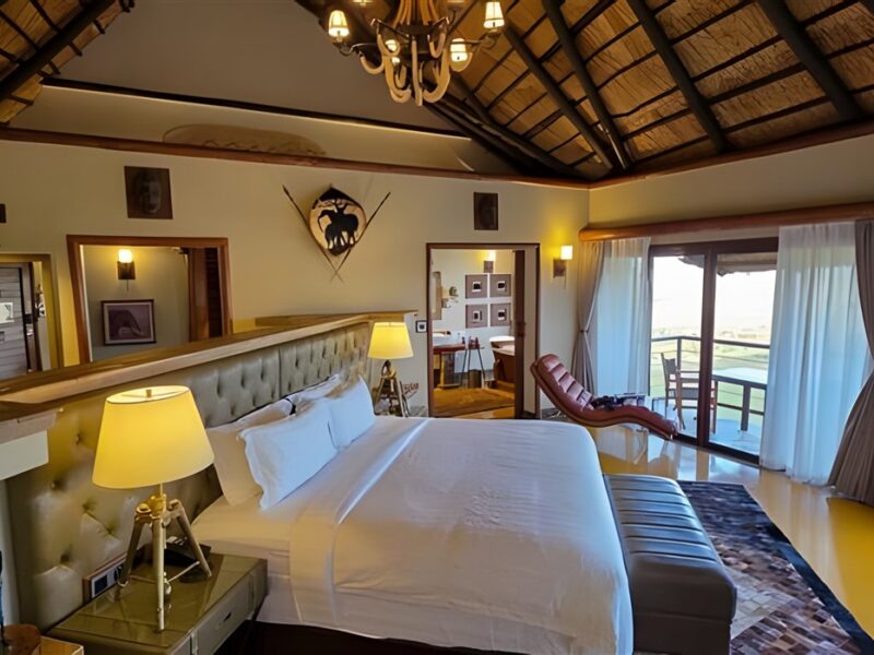 Rooms have sweepting views
