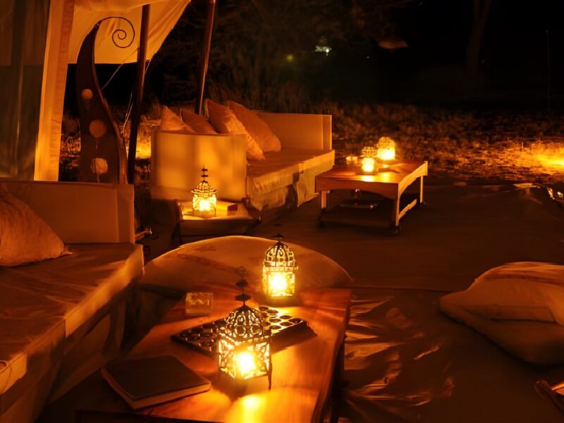 Lounge tent