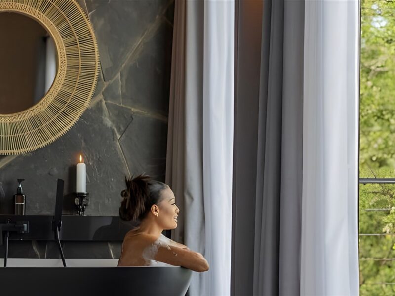 Bath with view