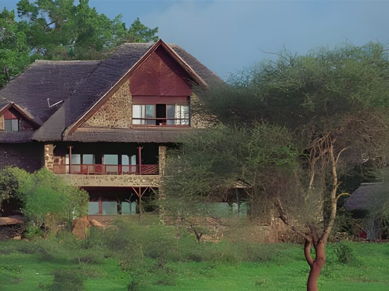Kilaguni Serena Lodge
