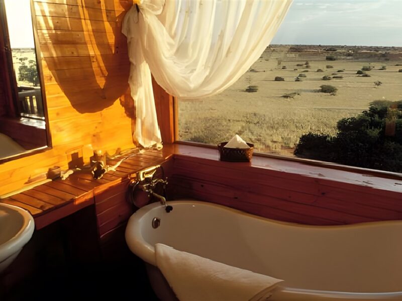 Bagatelle Kalahari Game Lodge